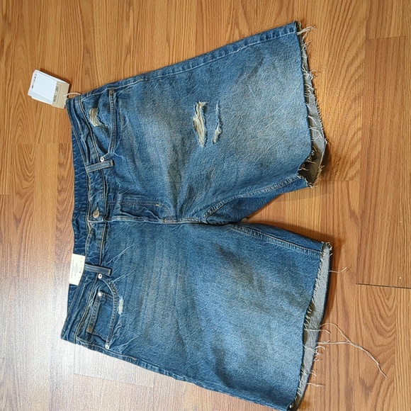 H&M Baggy Bermuda Shorts - Picture 3 of 12